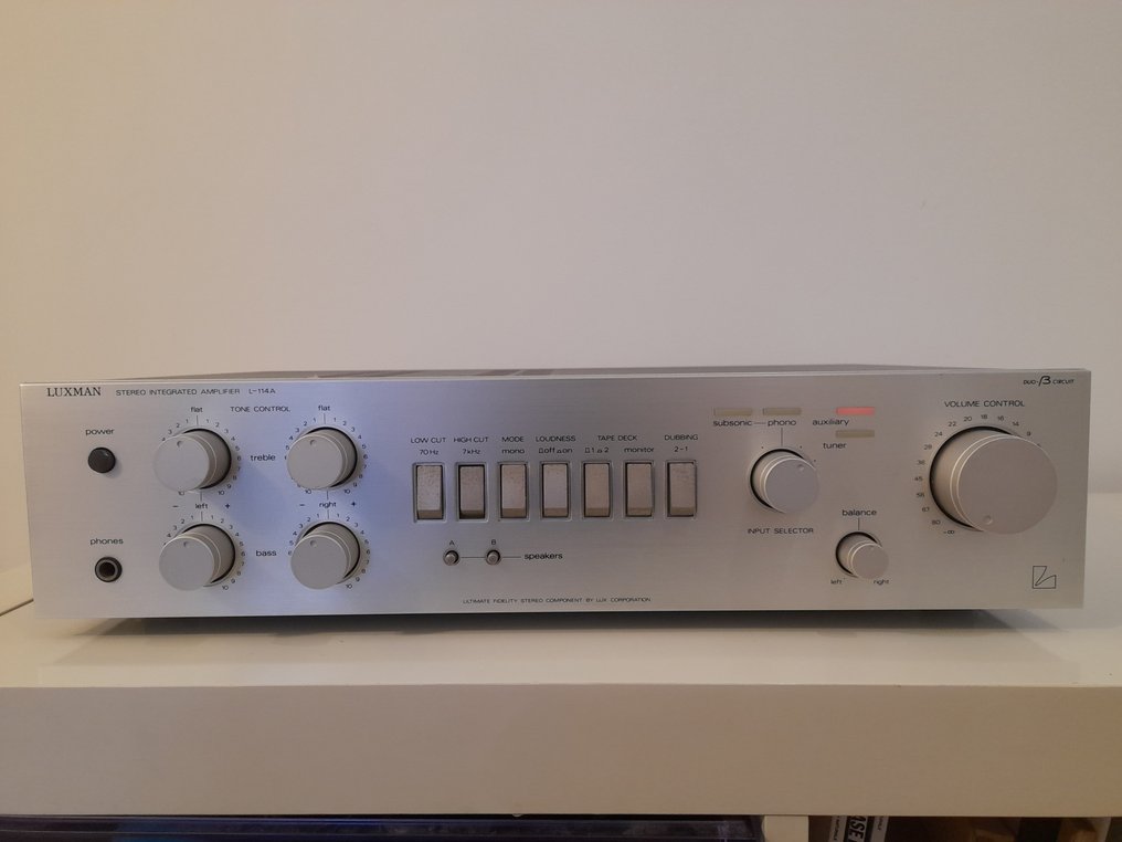 Luxman - L-114a - Solid state integrated amplifier #1.1