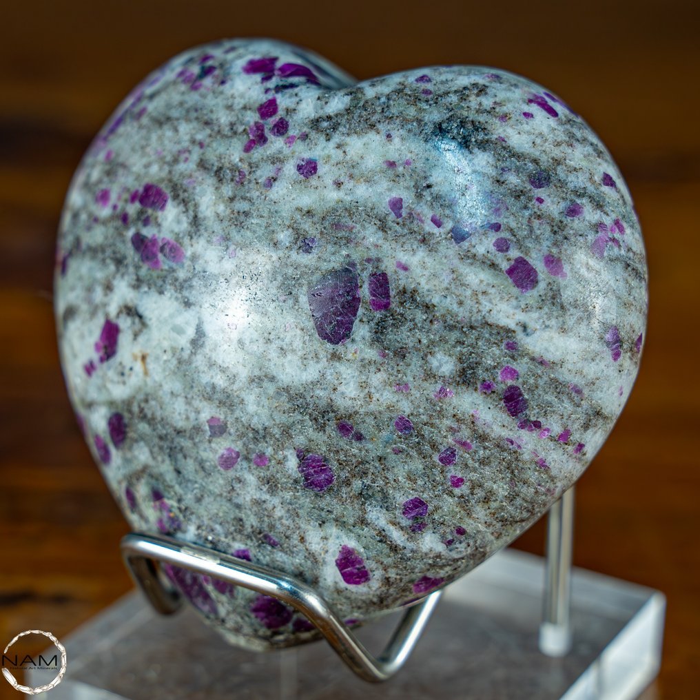 Nagyon ritka természetes rubinkristály szív, fűtetlen 881,95 ct- 176.39 g #2.1