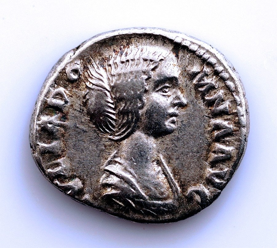 Impero romano. Julia Domna (Augusta, AD 193-217). Denarius Roma 196 d,C. - VENVS VICTR.  (Senza Prezzo di Riserva) #1.1