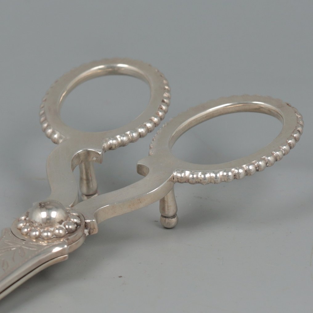 J.M. van Kempen & Zn. 1896 *NO RESERVE* - Grape scissors - .833 silver  #2.1