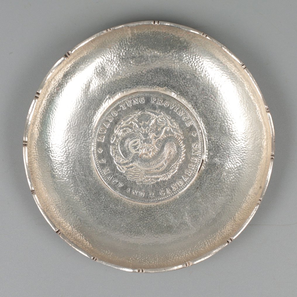 China ca. 1910-20 *NO RESERVE* - Muntschaaltjes - Platte (4) - .900 sølv #2.1