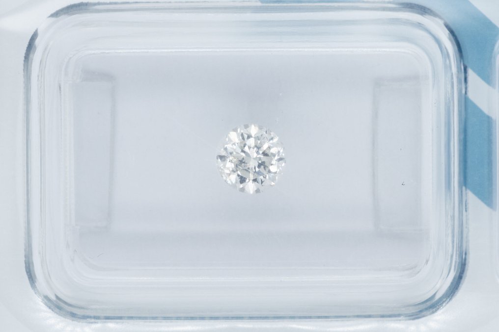 1 pcs 鑽石 - 0.42 ct - 圓形 - H(次於白色的有色鑽石) - I1 #1.1