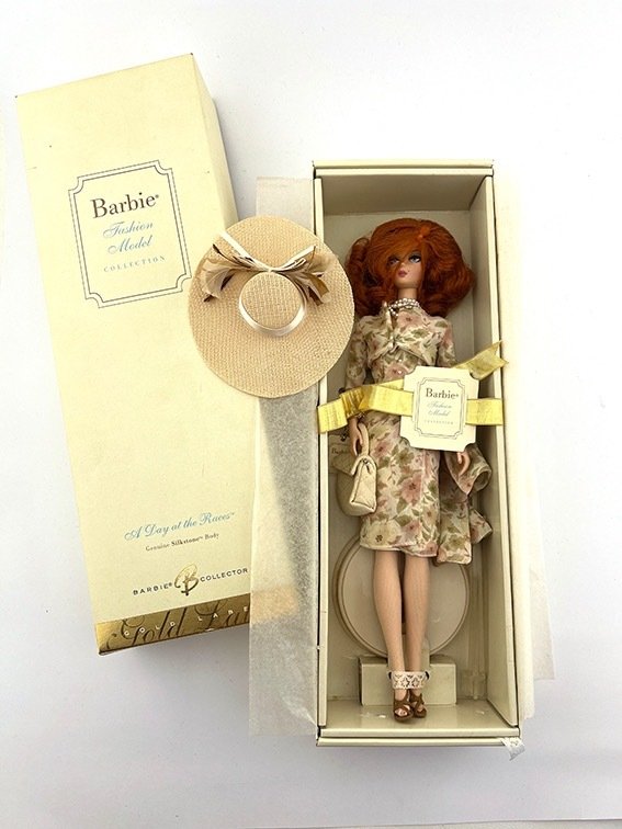 Mattel  - Barbie-Puppe Fashion Model Collection "A Day At The Race" Silkstone Body - 2000-2010 #1.1