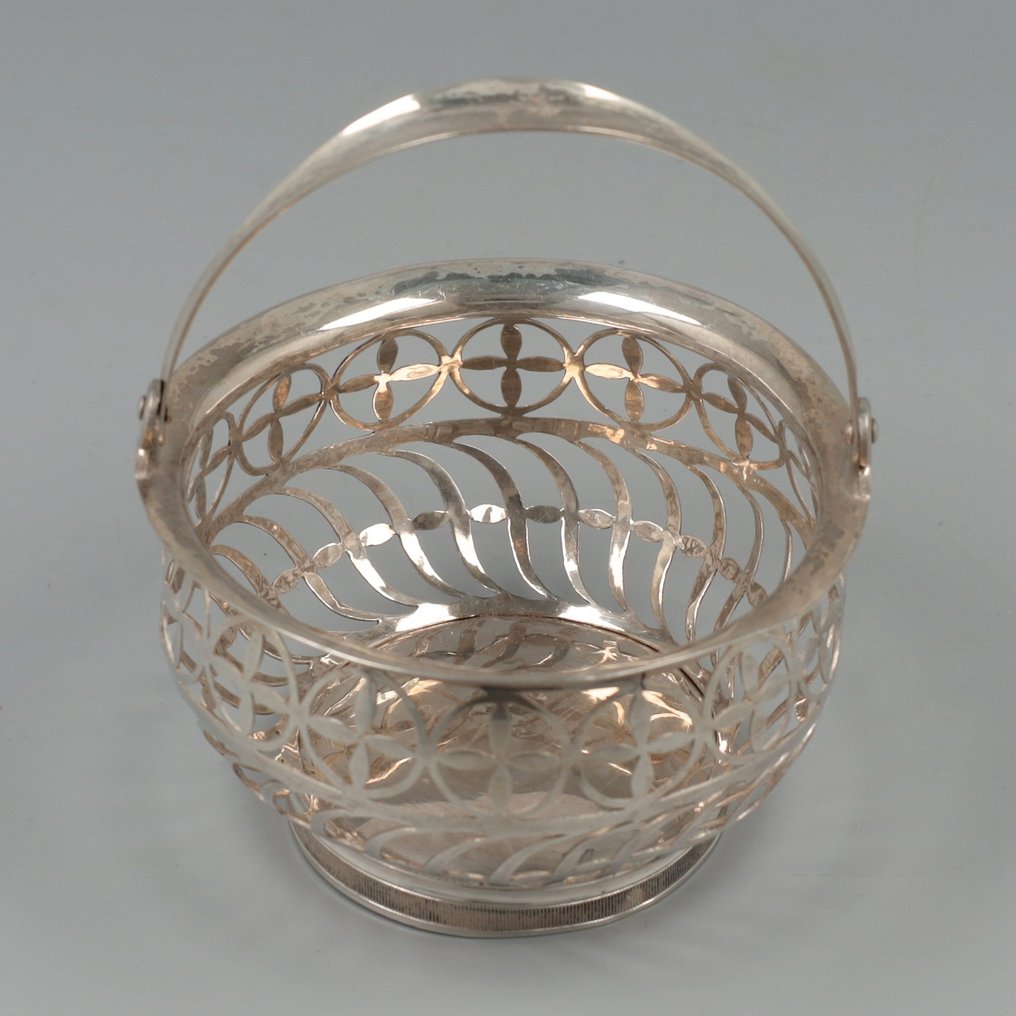 C. Preijers, Amsterdam 1824 *NO RESERVE* - Wolmandje - Basket - .833 silver #1.2