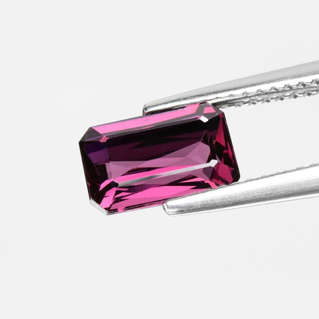 No Reserve Price Pink, Violet Spinel  - 2.13 ct - Antwerp Laboratory for Gemstone Testing (ALGT) #1.2