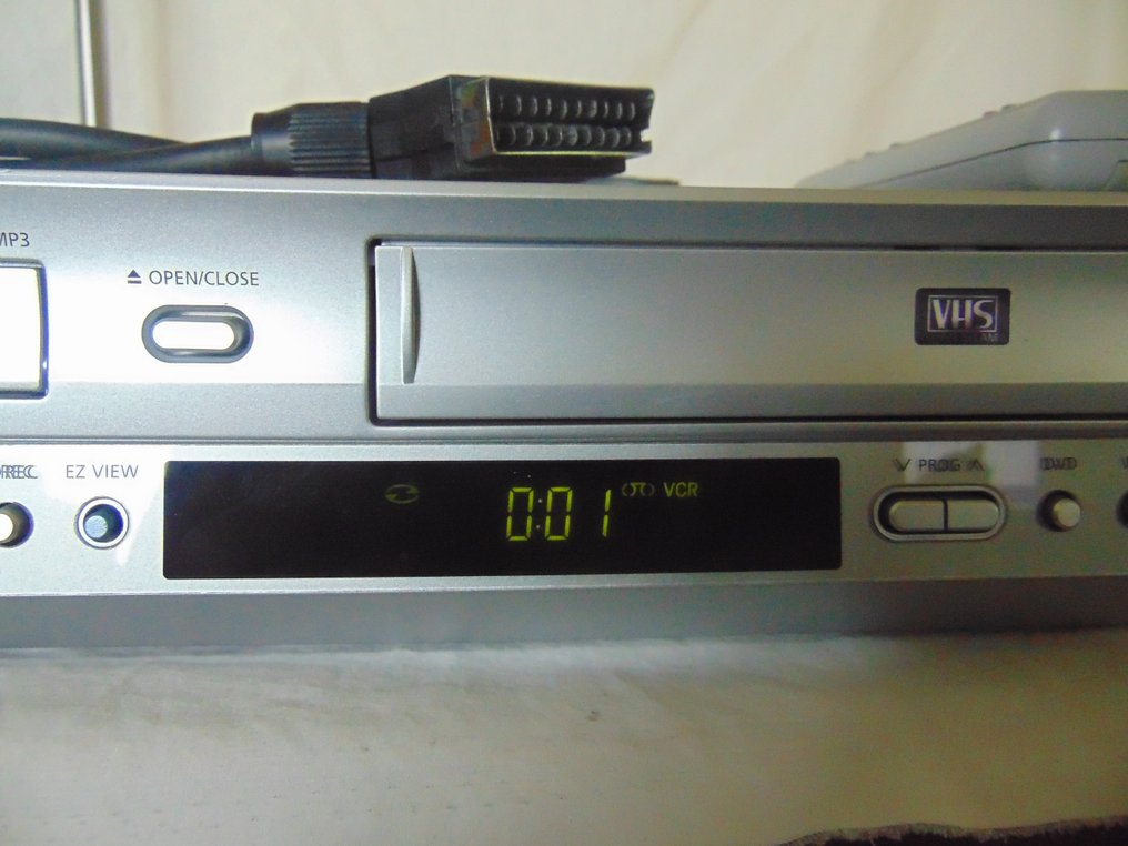 Samsung SV-DVD440 Videokamera/felvevő S-VHS-C #3.2