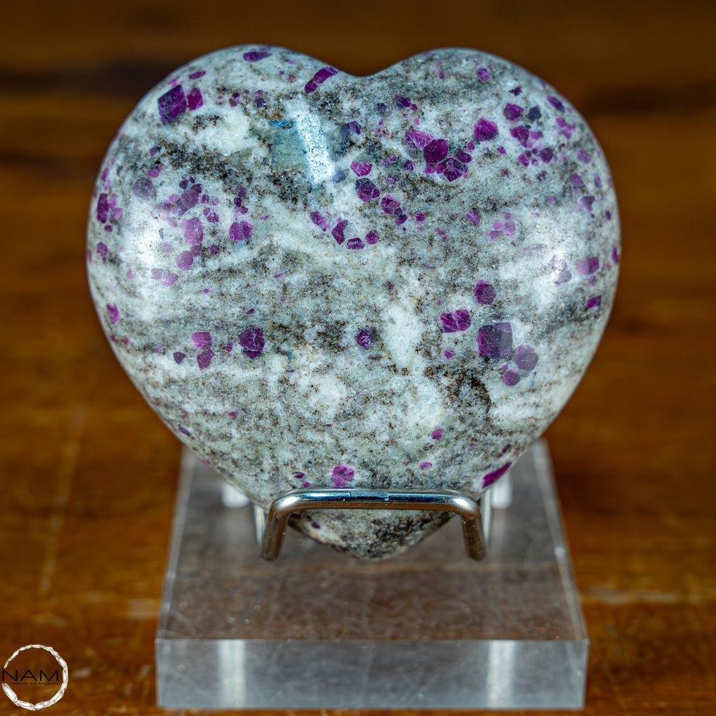 Mycket sällsynt naturligt rubinkristallhjärta, ouppvärmt 881,95 ct- 176.39 g #1.1