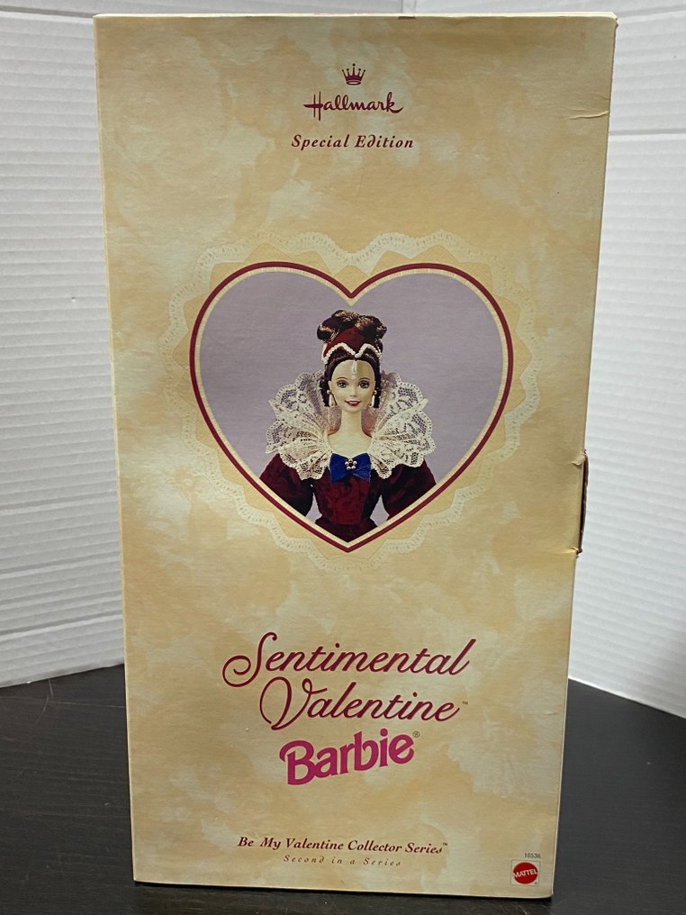 Mattel  - Bambola Barbie Sentimental Valentine Hallmark Exclusive Special Edition #16536 (1996) #2.1