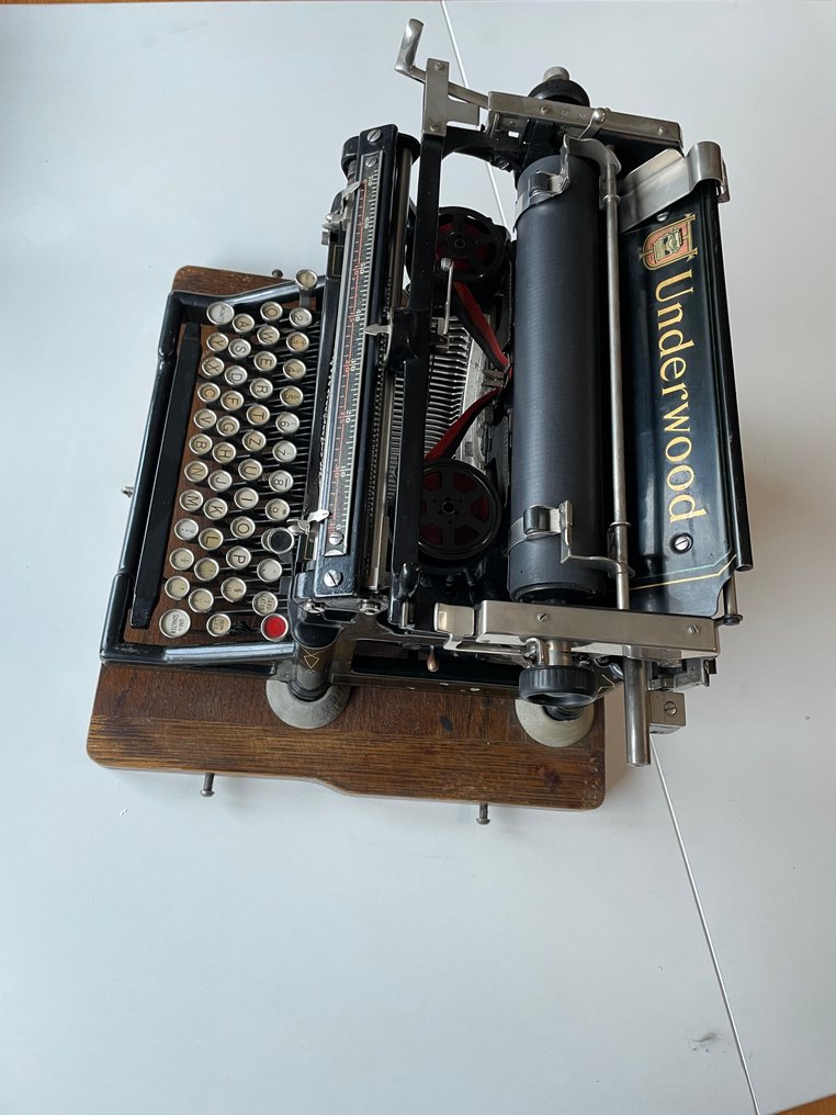 Underwood (Made in USA) - Typewriter - 1950-1960 #3.1