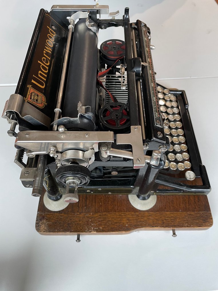 Underwood (Made in USA) - Typewriter - 1950-1960 #1.2
