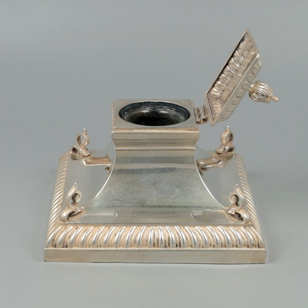 Hawksworth, Eyre & Co, NO RESERVE - Inkwell - Silver #2.1
