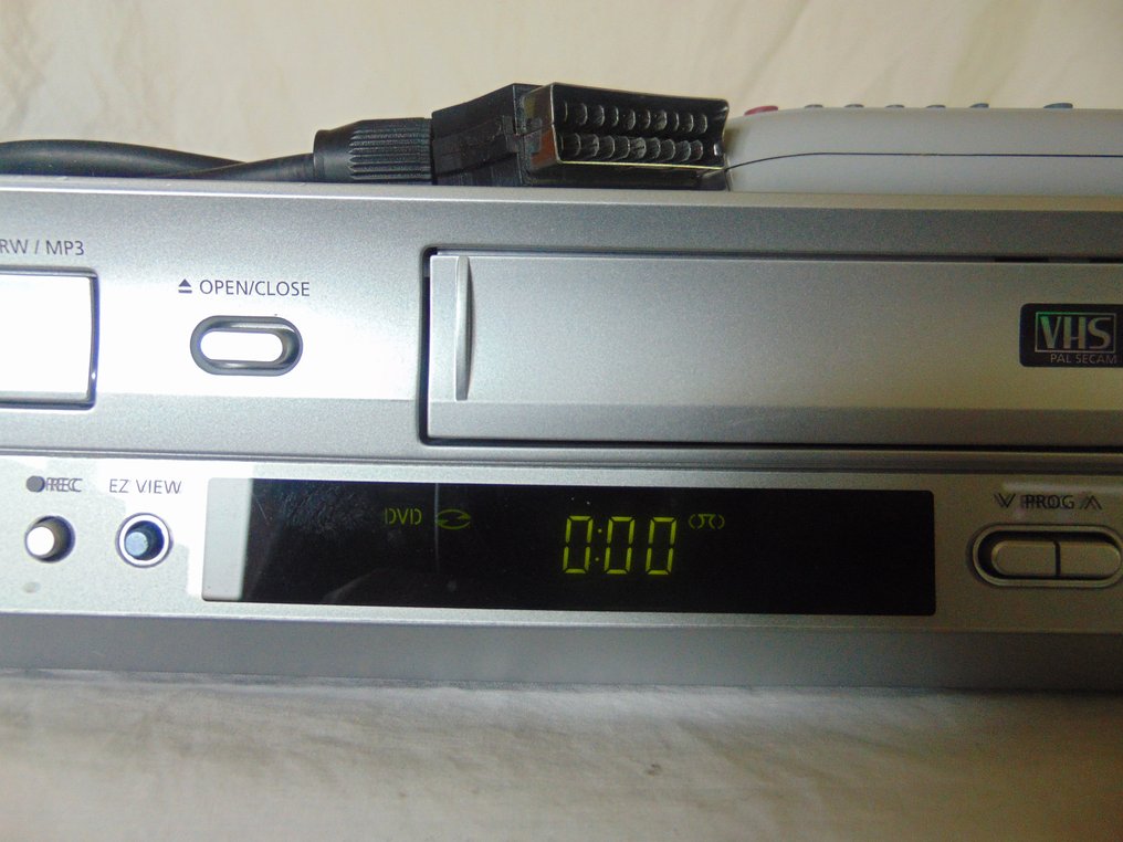Samsung SV-DVD440 Videokamera/felvevő S-VHS-C #3.1