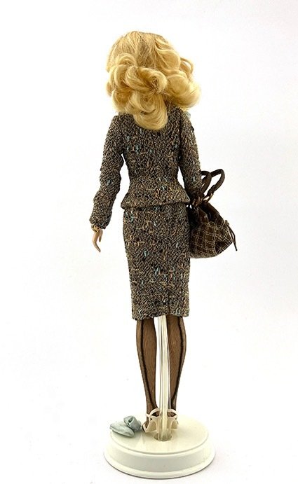 Mattel  - Barbie-Puppe Fashion Model Collection "Tweed Indeed" Silkstone Body - 2000-2010 #2.1