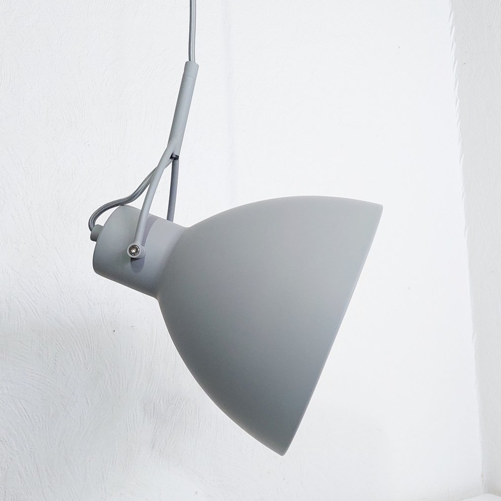 Seed Design - Angiolo Giuseppe Fronzoni - 吊灯 (2) - Laito Ø22 - Pantone Grey - 金属 - 2件 - 无底价 #4.3