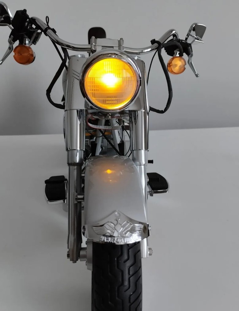 Moto Harley-Davidson Fat-Boy  #2.2