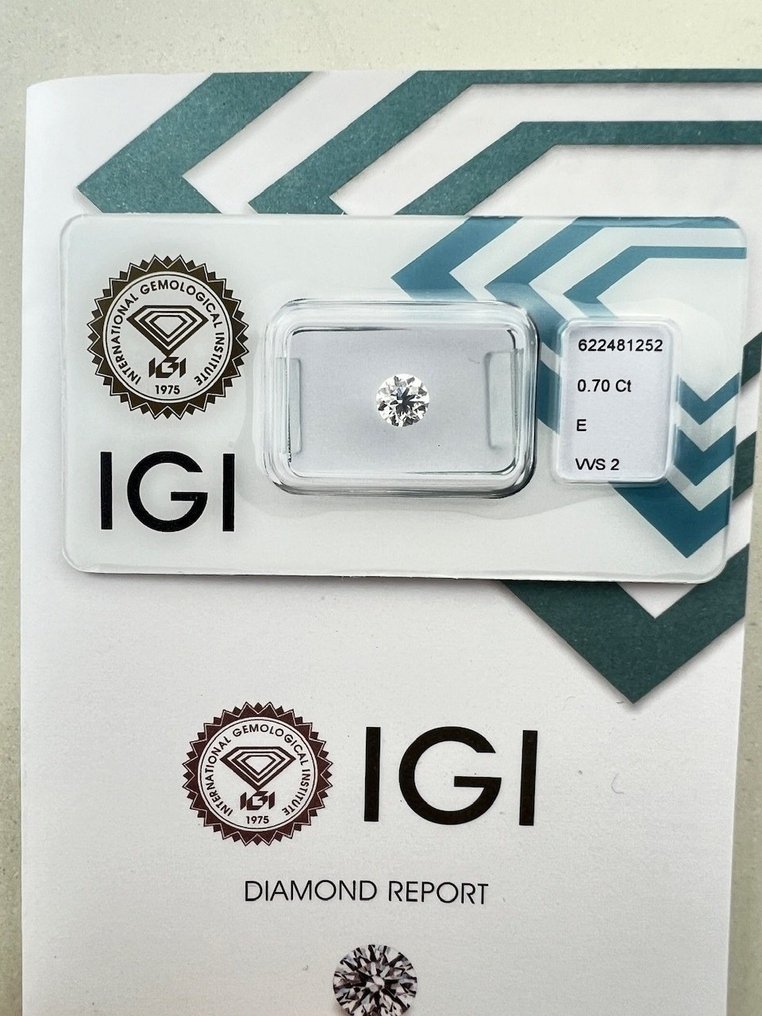 1 pcs Diamond  (Natural)  - 0.70 ct - Round - E - VVS2 - International Gemological Institute (IGI) #1.1