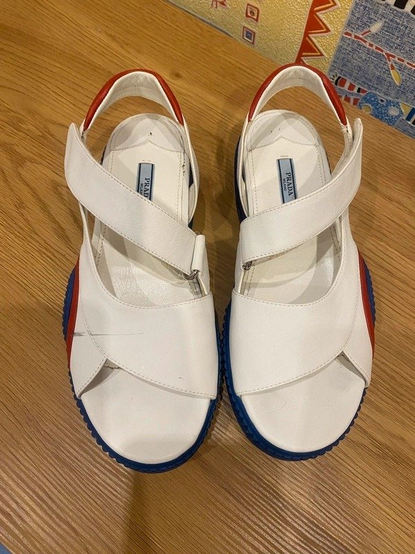 Prada - Sandaler - Størrelse: Shoes / EU 39.5 #1.1