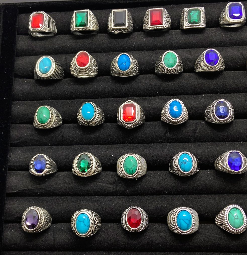 Themed Collection of 41 Vintage Style Rings With Mix Stones - Ring #2.1