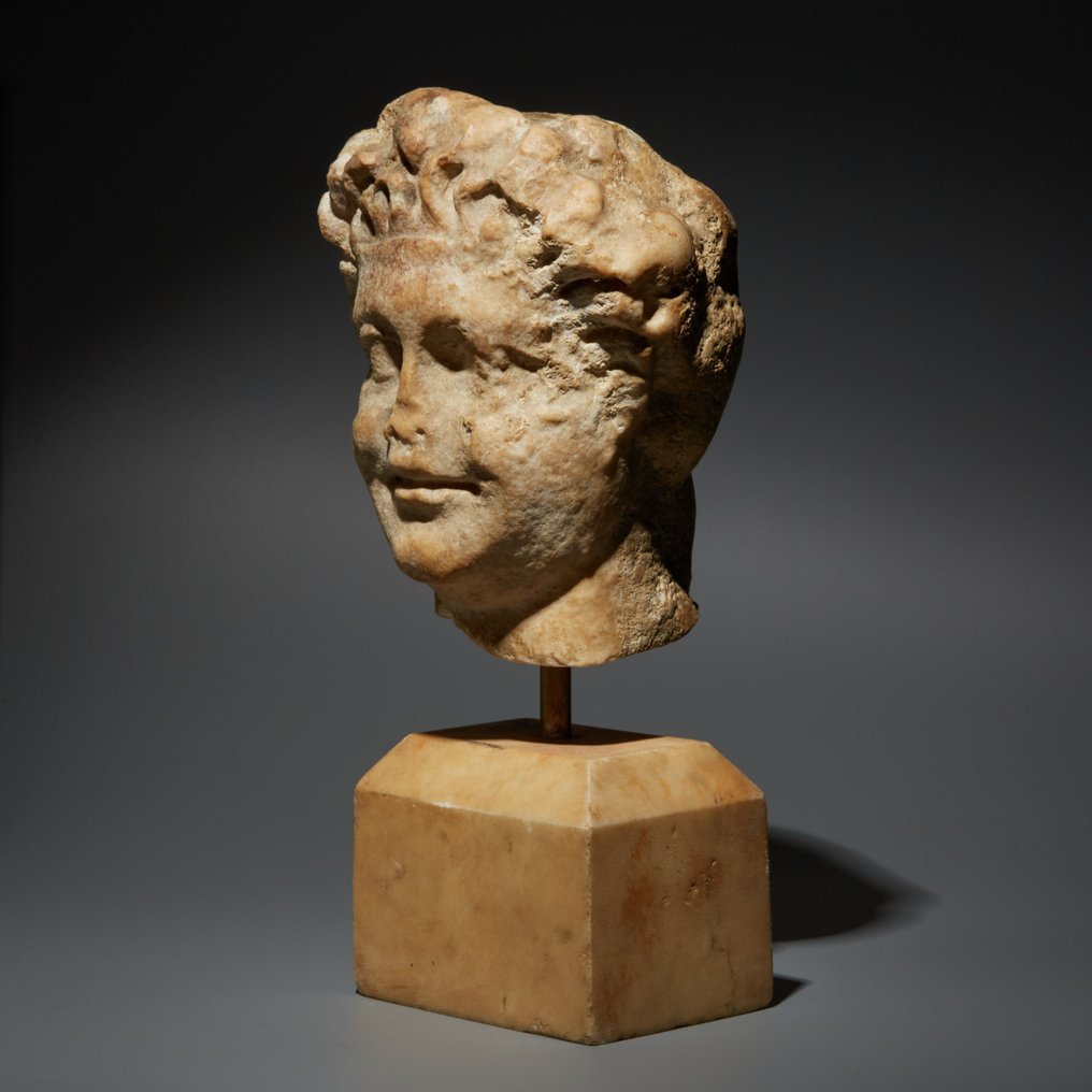 Ókori római Márvány Szép szatír vagy faun feje. Kr.u. 1. - 2. század. 28 cm H. Spanyol exportengedély #2.1