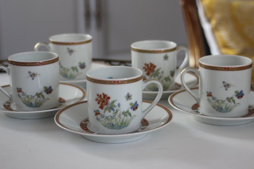 Bernardaud & Co. Limoges - Kopp og skål (10) - Cinq tasse à café en porcelaine, modèle Chef d'Œuvre par Bernardaud - Porselen #1.1