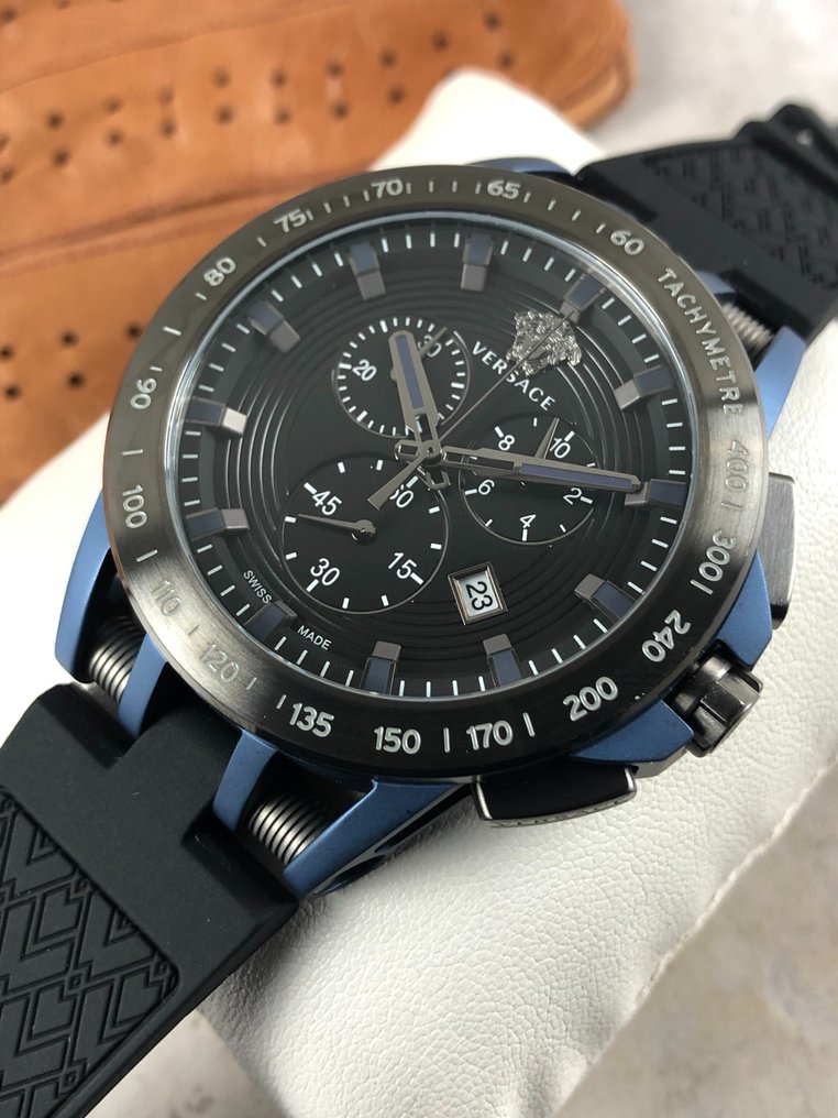 Versace - Sport Tech Chronograph Black - VE3E002 - Herren - #2.1