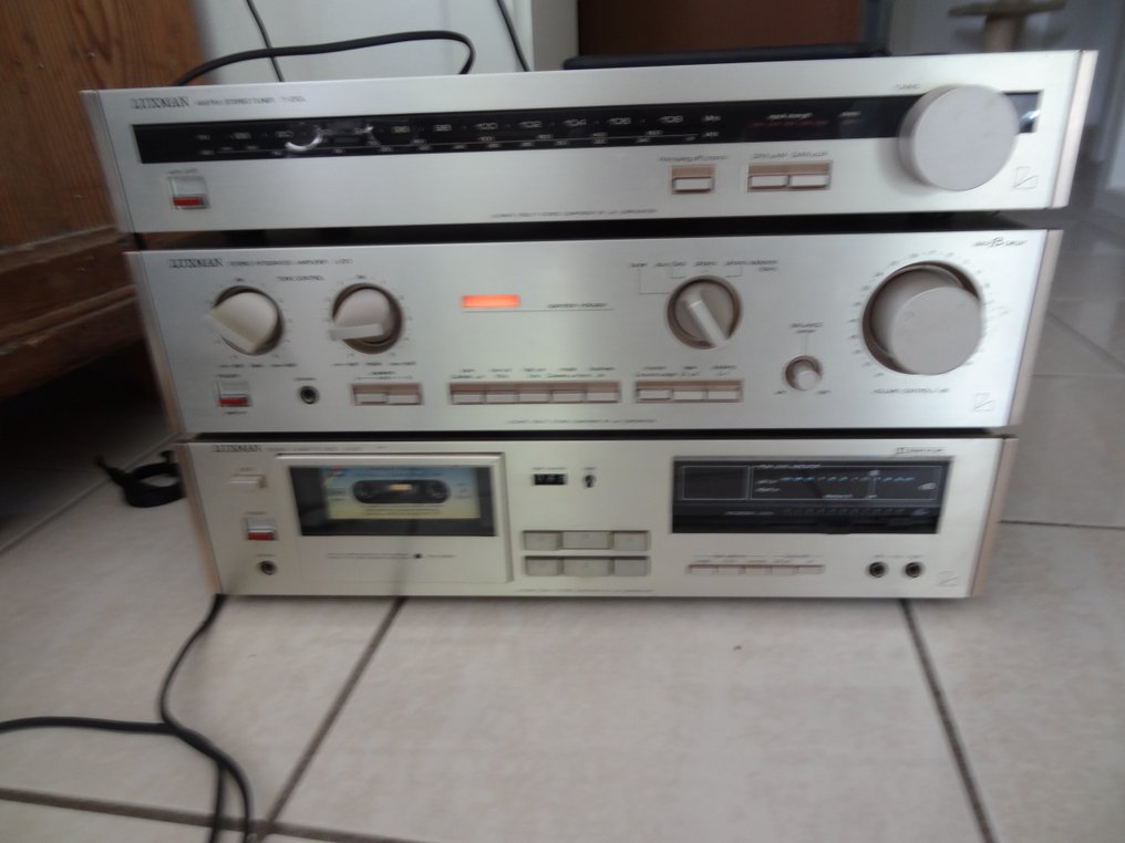 Luxman - Amplificatore integrato a stato solido L-210, registratore-riproduttore di cassette K-210, Set Hi-Fi #2.1