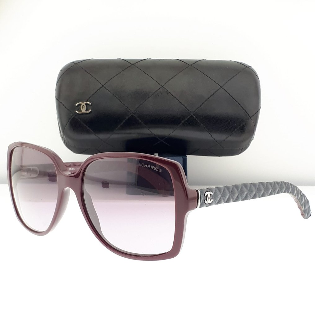 Chanel - Brodeaux Square Frame & Black Leather Coated Temples with CC Logos - Solglasögon #1.1