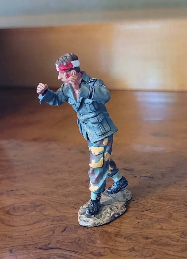 King & Country - Figurita militar en miniatura - DD058 - Verwundete Unteroffizier der Waffen-SS - Metal #2.1