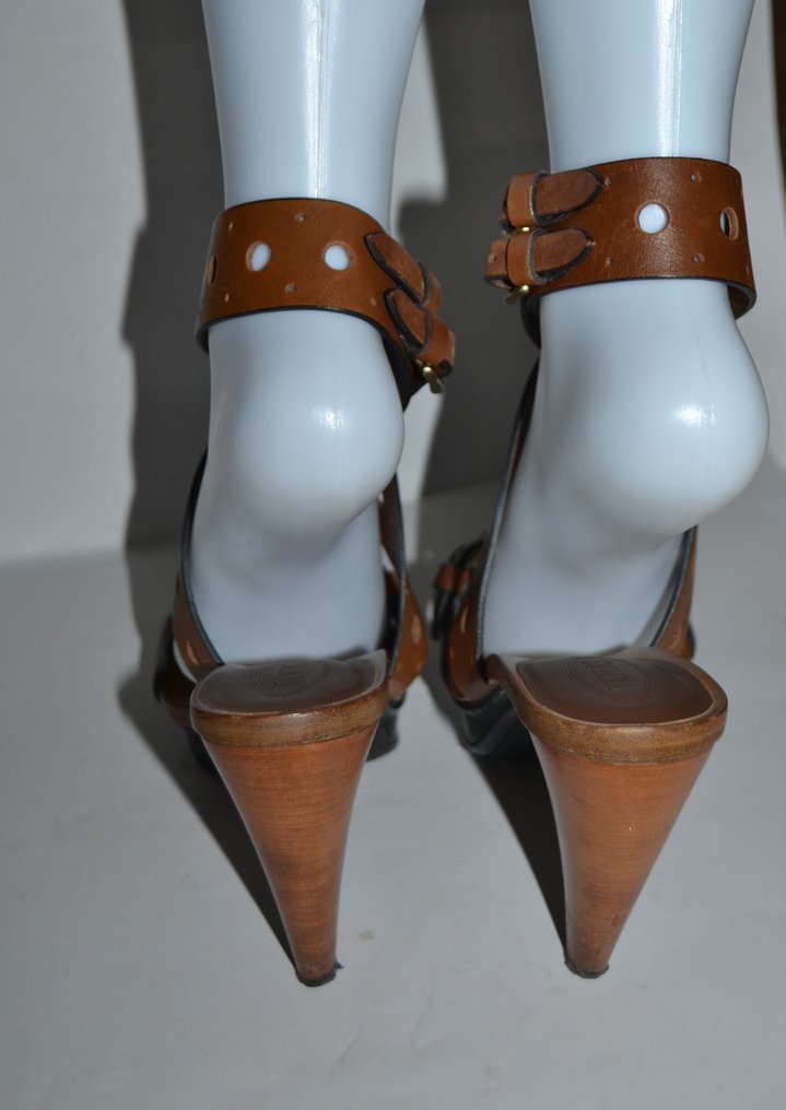 Tod's - Sandals - Size: Shoes / EU 37.5 #3.2