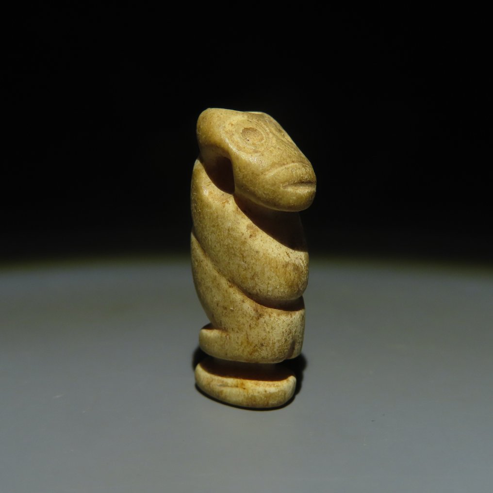 Pre-Columbian Stone Anthropomorphic pendant. 1000-1500 century AD. 2.7 cm height. With Spanish Import License  (No Reserve Price) #1.2