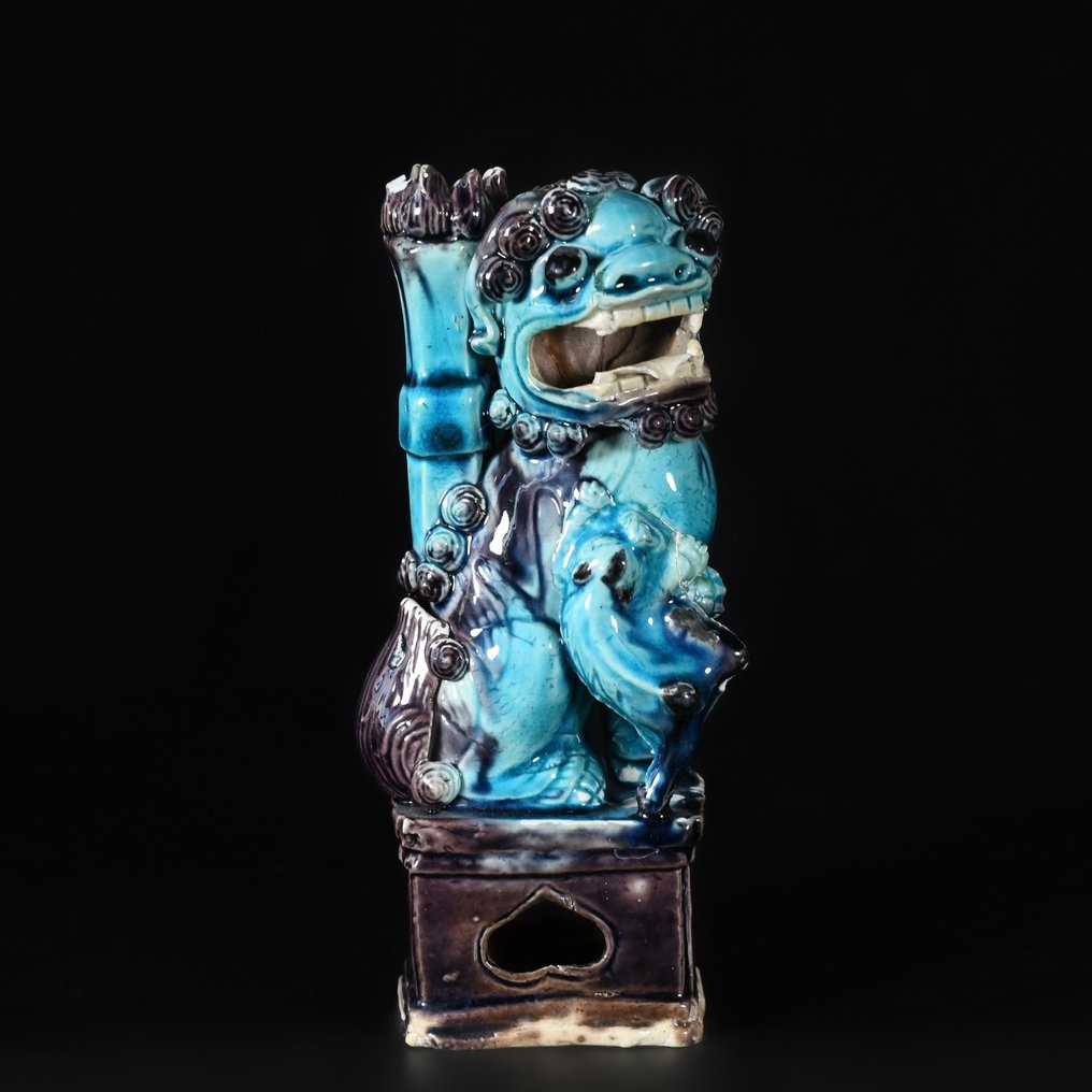 Figur - Paire de porte-encens figurant des chiens de Fo Turquoise et Aubergine - Porzellan - China - Kangxi (1662-1722) #1.0
