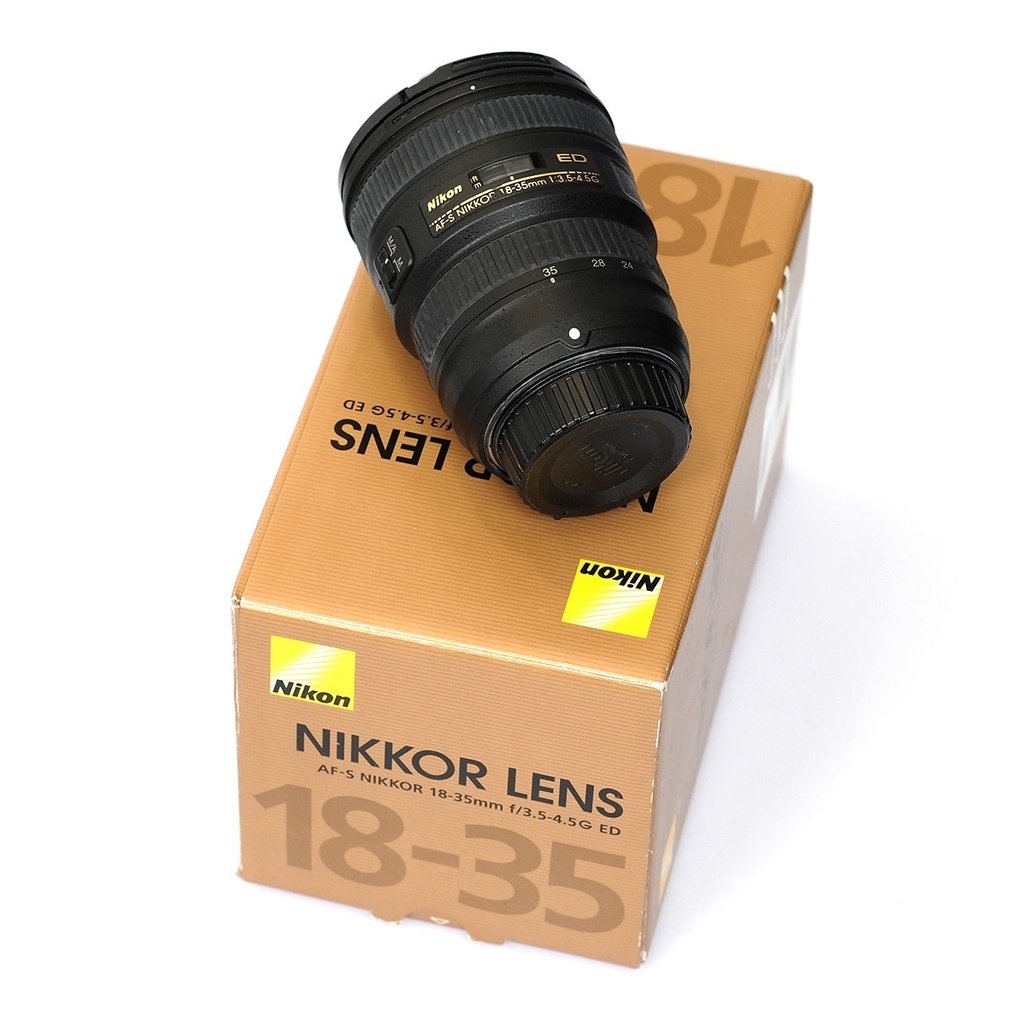 Nikon AF-S NIKKOR 18-35mm もたれる 1:3.5-4.5G ED Nikon AF-S NIKKOR 18-35mm もたれる 1:3.5-4.5G ED