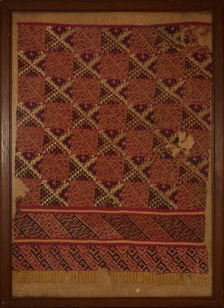 Chimú, Pérou Tissu Textile. environ 1100 - 1450 après J.-C. 90 cm H. Licence d'importation espagnole. #1.0