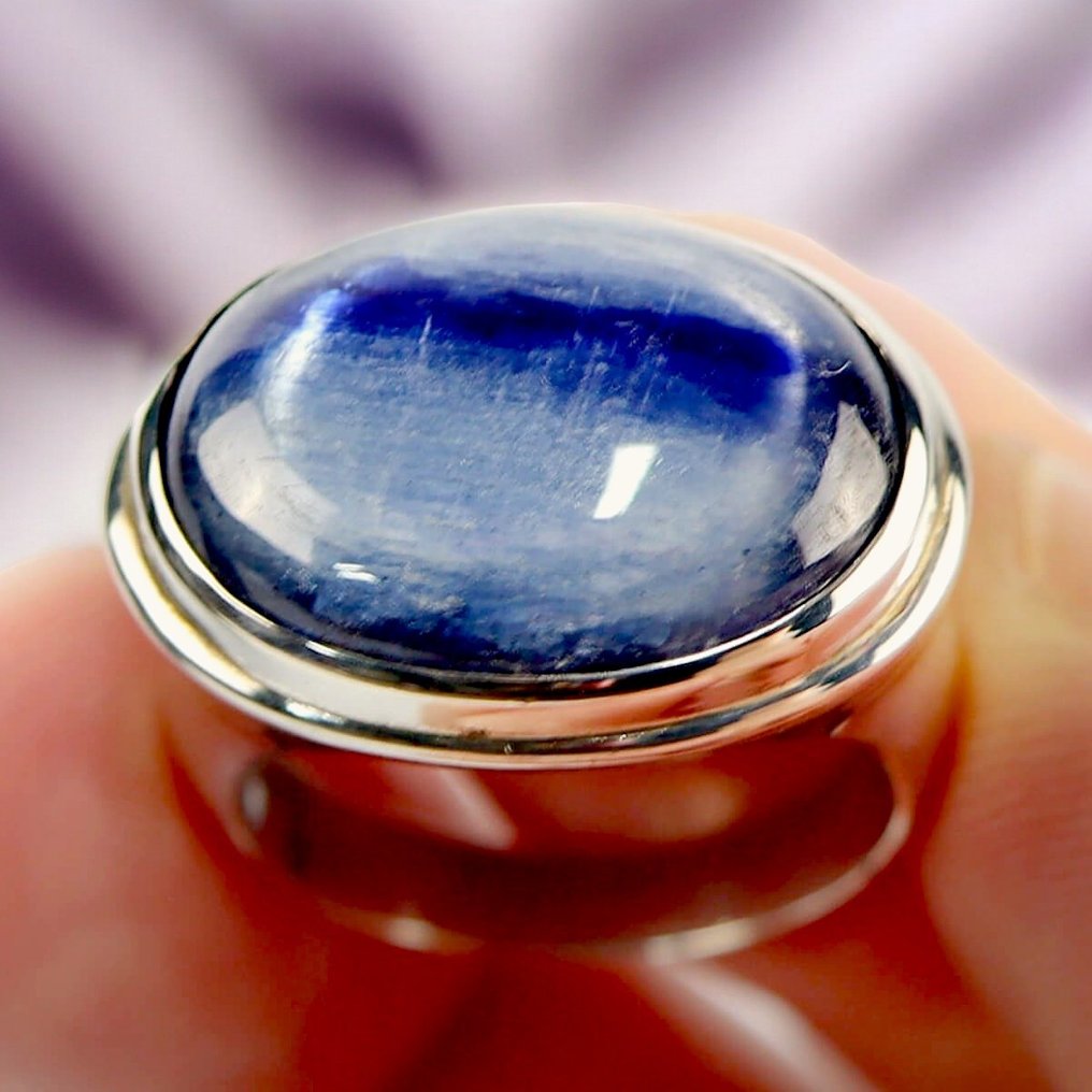 Kyanite 在银戒指上 Kyanite Cabochon - 高度: 28.5 mm - 闊度: 23.5 mm- 11.3 g #3.2
