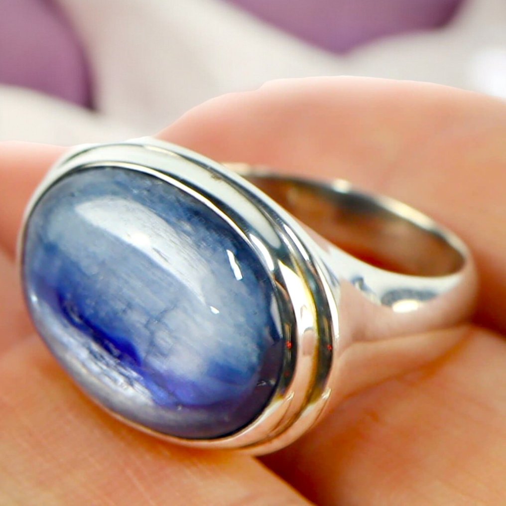 Kyanite 在银戒指上 Kyanite Cabochon - 高度: 28.5 mm - 闊度: 23.5 mm- 11.3 g #1.0