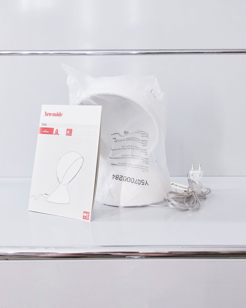 Artemide - Vico Magistretti - Lámpara de sobremesa - Dalù - Plástico - ELIGE TU COLOR #3.2