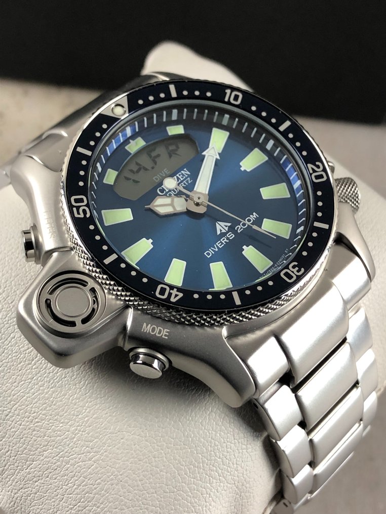 Citizen - Promaster Sea Diver's - JP2000-67L - Men - 2011-present #1.2