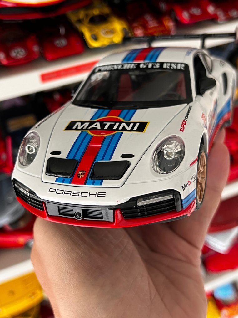 Alloy Car Model 1:24 - Modellauto - Porsche 918 GT - Schaltet das Licht ein und gibt Ton aus #1.1