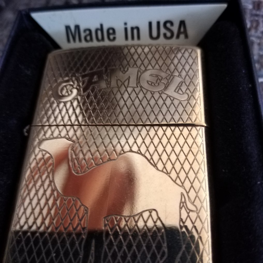 Zippo - # 68/1000 limited Edition - Camel both sides - golden brass - exclusive Edition - new - Pocket lighter - Golden Brass #1.1