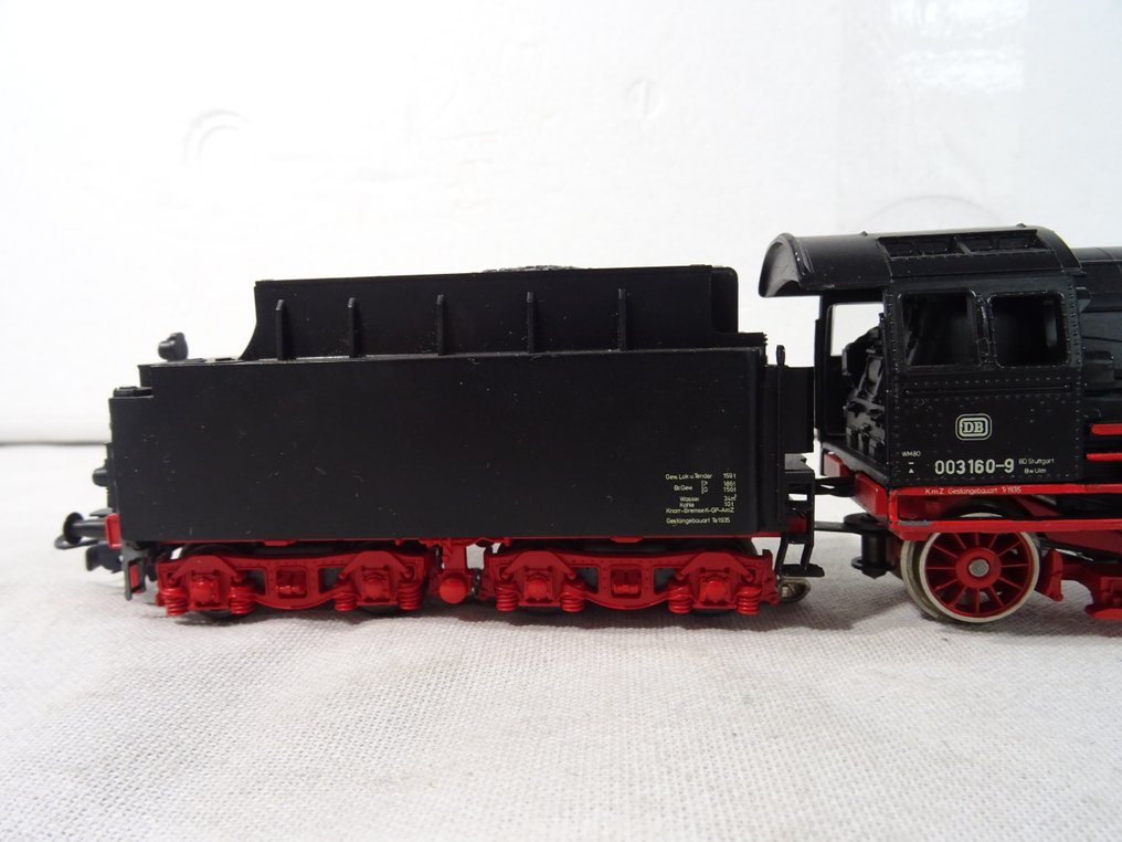 Märklin H0 - 3085 - Locomotivă cu abur pe cărbuni (1) - BR 003 cu generator de fum - DB #3.1