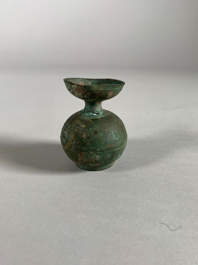 古罗马 黄铜色 小花瓶或 aryballos - 7 cm #1.0