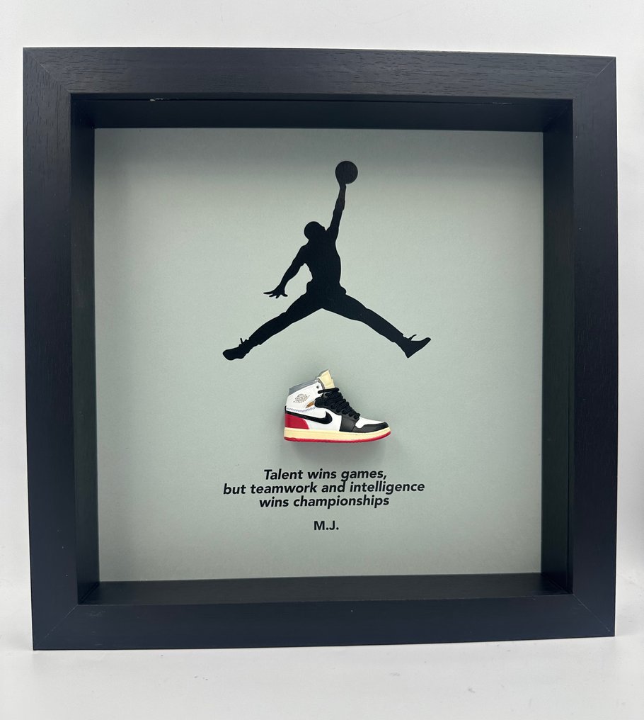 Rahmen- Gerahmter Sneaker Air Jordan 1 Retro High Union LA Black Toe  - Holz #1.1