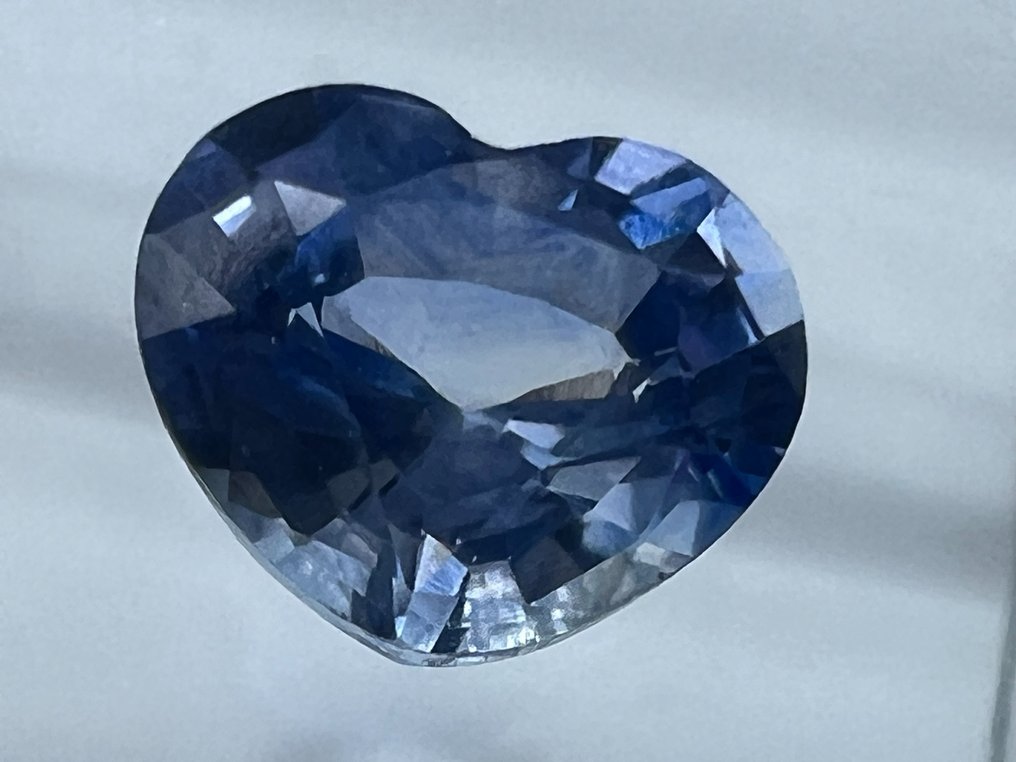 Blau Saphir - 0.97 ct - Antwerp Laboratory for Gemstone Testing (ALGT) #1.0