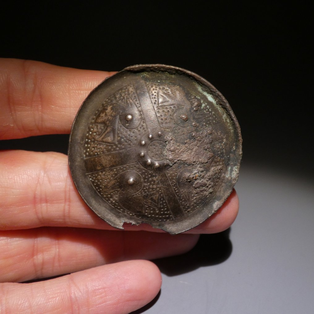 Chimu, 秘鲁 银 Tamba - 耳环。直径4.5厘米。公元1100年至1400年。西班牙进口许可证。 #2.1