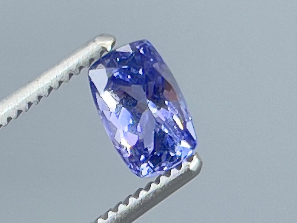 没有保留价 紫罗兰色, 蓝色 坦桑石  - 1.82 ct - 国际宝石研究院（IGI） #2.2