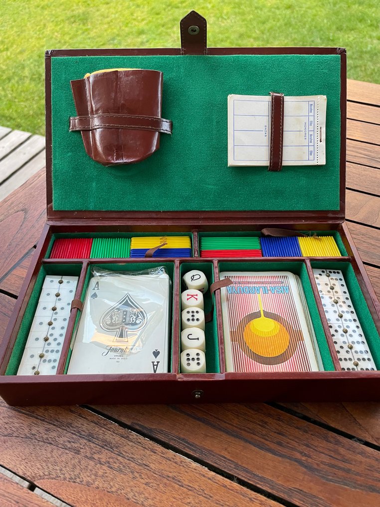 Lautapeli - Caixa de jogo em pele com baralhos de carta, peças dominó, dados e fichas de jogo #1.1