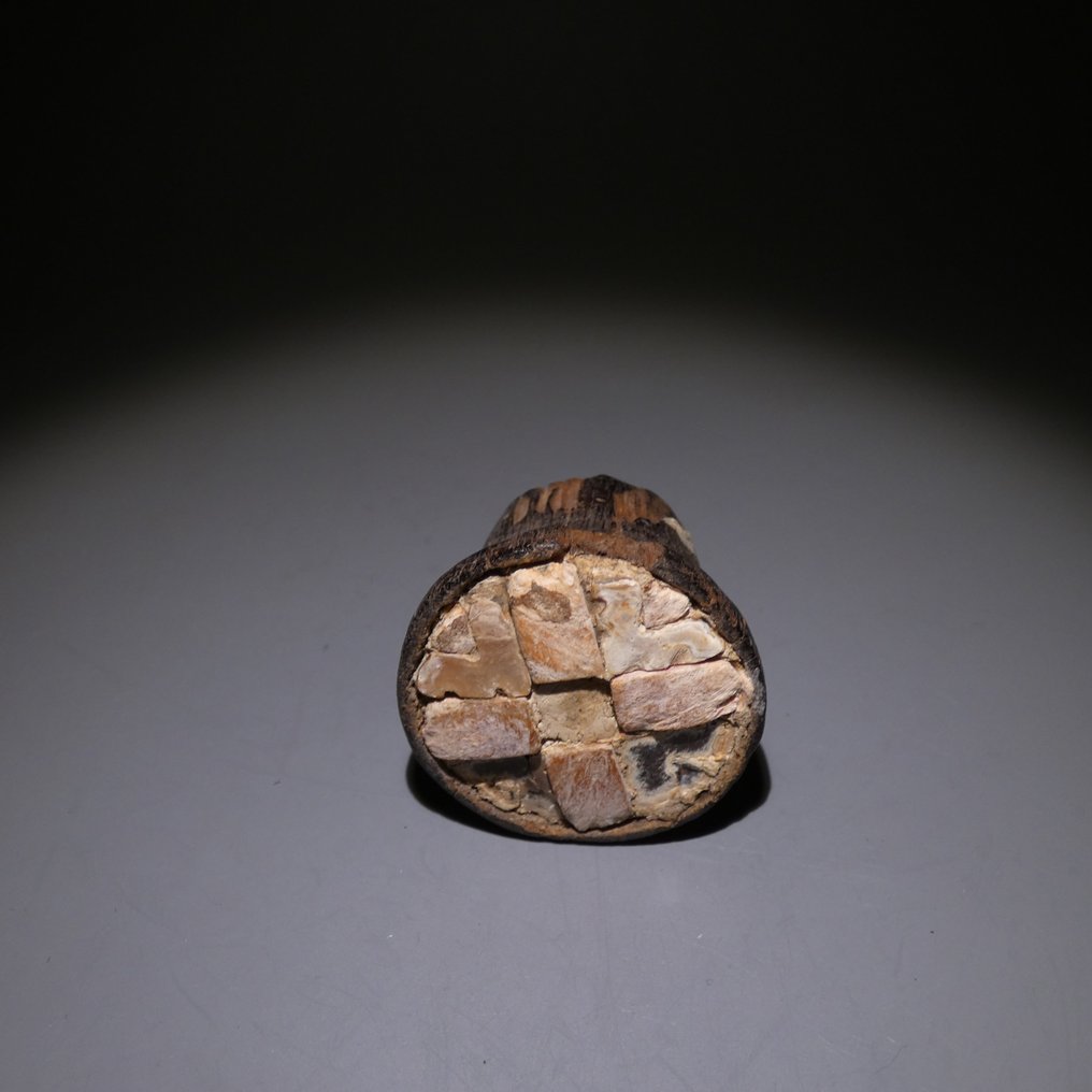 Huari，秘鲁 木, 珍珠母 Tamba - 耳环。直径3.2厘米。公元700年至1200年。西班牙进口许可证。 #4.3