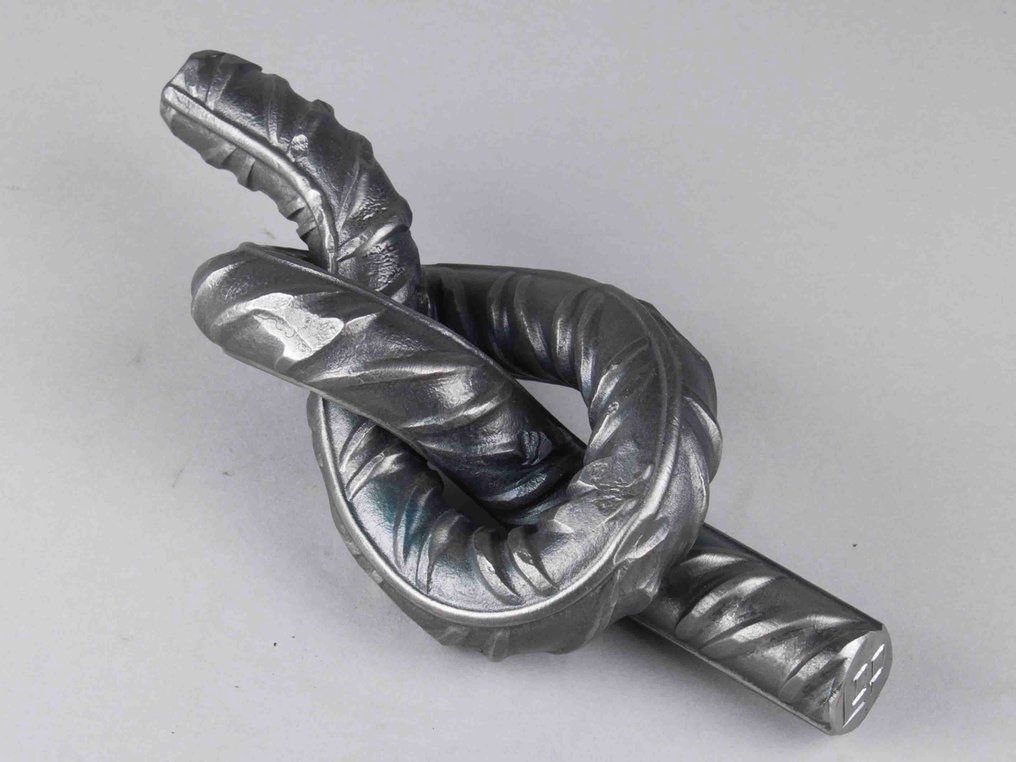 Carmen Lop - Skulptur, Nudo en barra de acero corrugada se Ø 25-28 mm. - 22 cm - Stål - 2024 #1.1