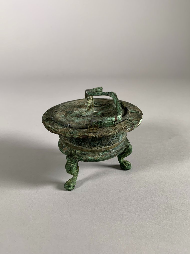 古罗马 黄铜色 用于祭祀供品烹饪的仪式炊具 - 12 cm #3.2