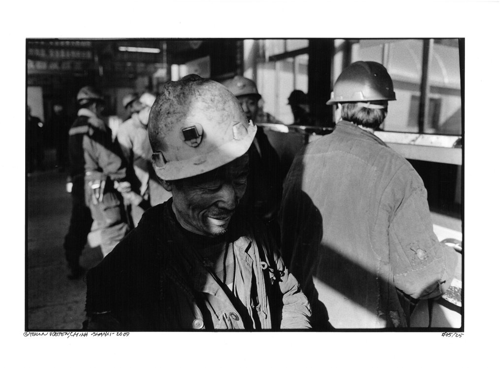 Teun Voeten (NL, 1961) - Luchtverontreiniging Shanxi, China, November 2007 #2.1